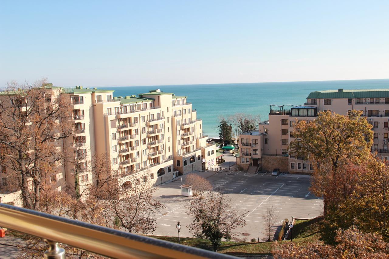 3- Room Apartment In Golden Line Золотые Пески Экстерьер фото